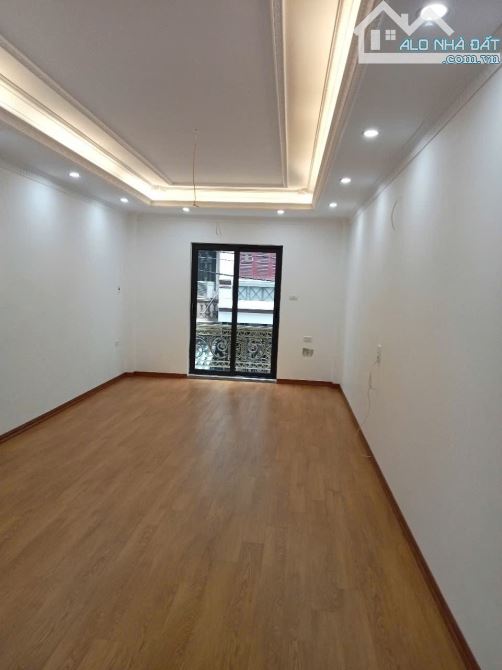 BÁN NHÀ PHÂN LÔ HỒNG HÀ, OTO TRÁNH, THANG MÁY SỊN SÒ, 5 TẦNG, 19TỶ - 4