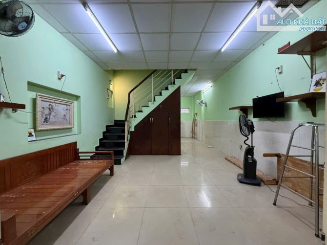 Bán Nhà Hẻm Đường Hoà Hưng DT 49M2 (4.5mX11m) Hẻm Thông CMT8 Gần Công Viên Giá 5T6 TL - 4
