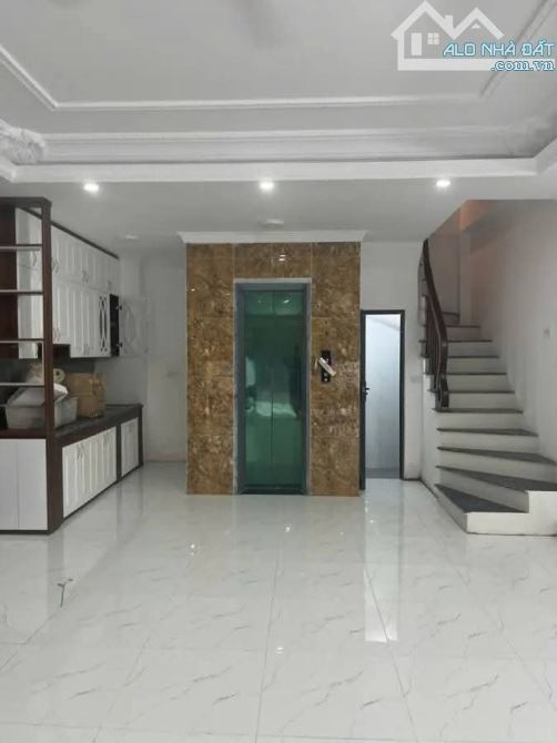 Bán nhà Vũ Xuân Thiều, 6 tầng thang máy, Gara, 54m2, mt 5m, 11.8 tỷ, ở ngay - 4