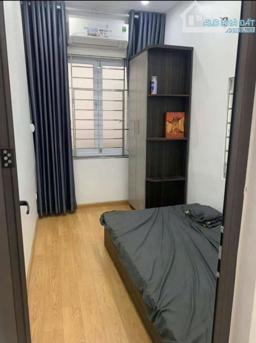 NHÀ ĐẸP PHỐ MINH KHAI : 16M / 3 TẦNG / 2 PHÒNG NGỦ / GIÁ 3.75 TY - 4