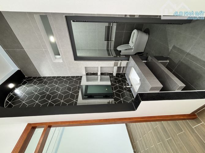 Bán Nhà Thuận An - Tỉnh Lộ 43, 63m2x2 tầng-HXH.SHR , chỉ 4 tỷ x - 4