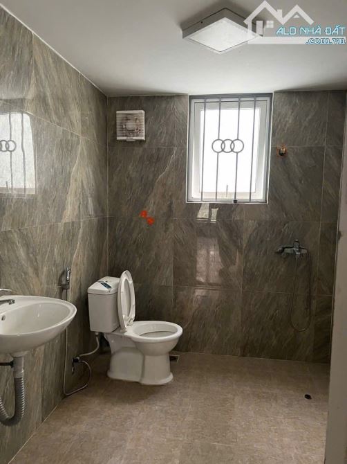 Cho Thuê Biệt Thự 200m2 Lô Góc Văn Khê - Sân Rộng, Kinh Doanh Mọi Ngành Nghề - 4