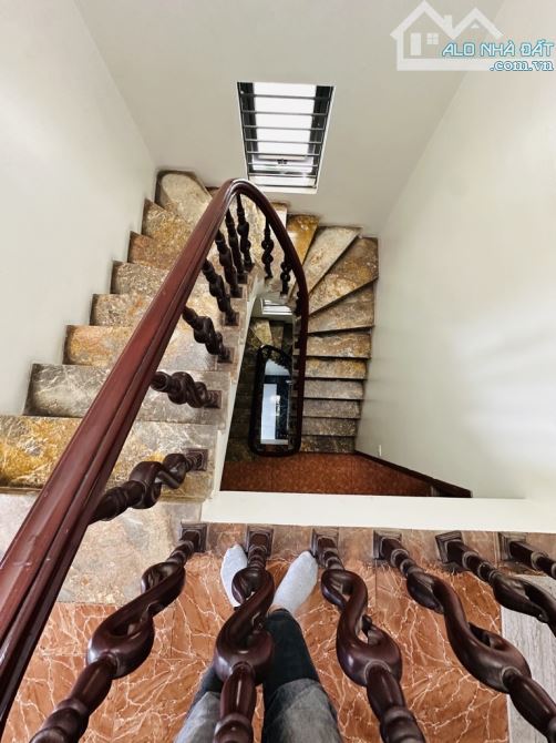Nhà dân xây phố Chu Huy Mân- 70m2- nhà thoáng, dân xây- Chẵn 13 tỷ - 4