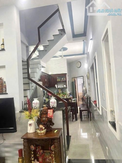 LÔ GÓC 3 MTKD 5 TẦNG - 80M2 - NGAY CV LÀNG HOA - MECEDES BENZ GÒ VẤP 6.8 TỶ TL - 4
