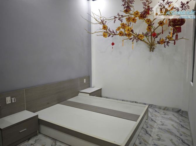 Căn nhà Thuê Full nội thất - 3pn Mai Hắc Đế - 4