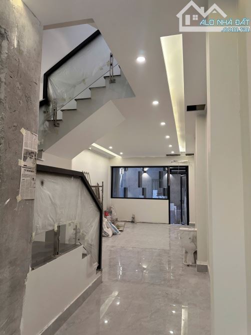 Bán nhà 7 tầng - Kinh doanh -  khu phân lô Trần Quang Diệu - Đống Đa: 57m2 - Giá. 28.5Tỷ - 4
