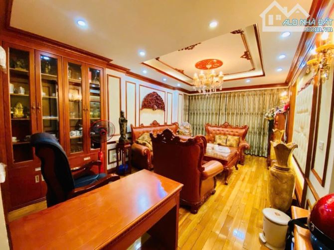 MẶT PHỐ SƠN TÂY – BA ĐÌNH – VỈA HÈ RỘNG – GARA Ô TÔ – NHÀ ĐẸP 6 TẦNG – CHỈ 20 TỶ - 4