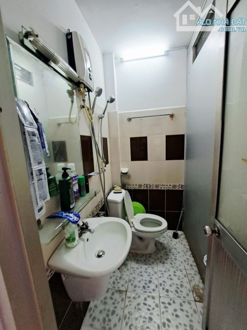BÁN NHÀ Q1 - NGAY CITY GARDEN NGÔ TẤT TỐ P.19 BÌNH THẠNH - 61M2, 4 TẦNG - 6PN, CHỈ 10.7 TỶ - 4