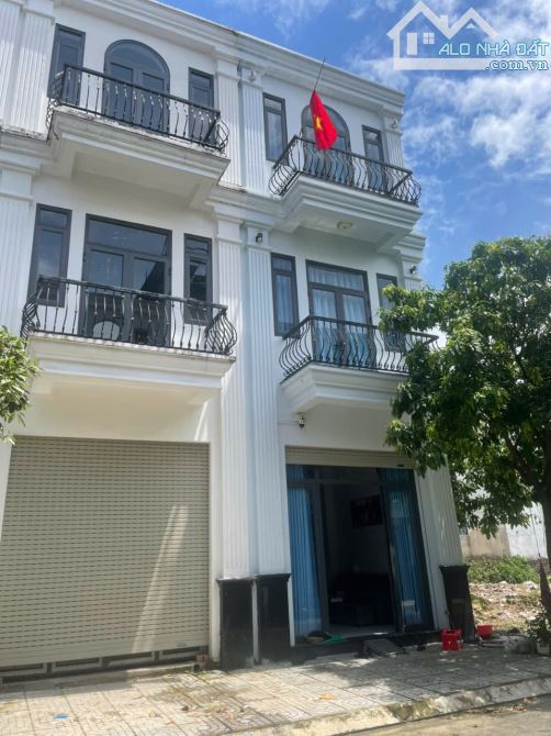 BÁN NHÀ 3 TẦNG ĐỐI DIỆN BỆNH VIÊN VẠN PHÚC-THUẬN AN-BD, NHÀ 3PN, 4WC - 4