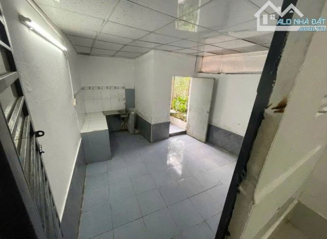 NGỘP BÁN GẤP NHÀ Ở TÂN HIỆP HÓC MÔN 5x16 ( 80m2 ) 860 TRIỆU SHR ĐỦ - 4