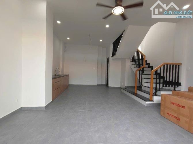 CẦN BÁN NHÀ HẺM XE HƠI THÔNG THOÁNG VÕ VĂN NGÂN, P. LINH CHIỂU, THỦ ĐỨC. 3TẦNG, 55M2, 7.2 - 4