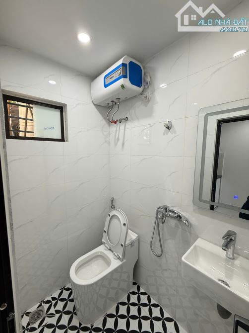 BÁN nhà B12 Tập Thể Nghĩa Tân 23/75 T5+6 3.950 tỷ Cầu Giấy - 4