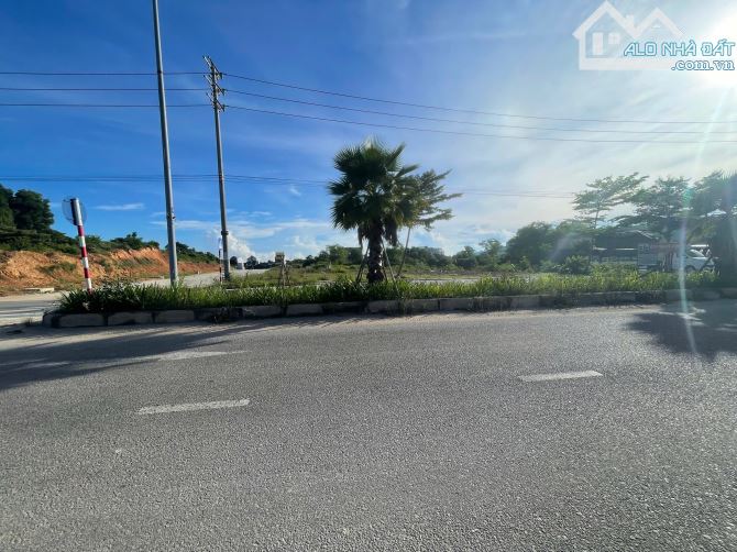 Lô góc 2 mặt tiên Trưng Nữ Vương và Võ Duy Ninh 371m - 4