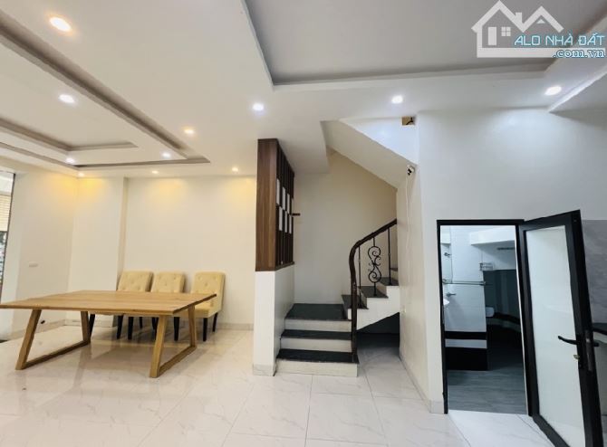BÁN NHÀ 3 TẦNG TRUNG TÂM ĐÔNG ANH – THIẾT KẾ HIỆN ĐẠI – VÀI BƯỚC RA MẶT PHỐ CAO LỖ - 4
