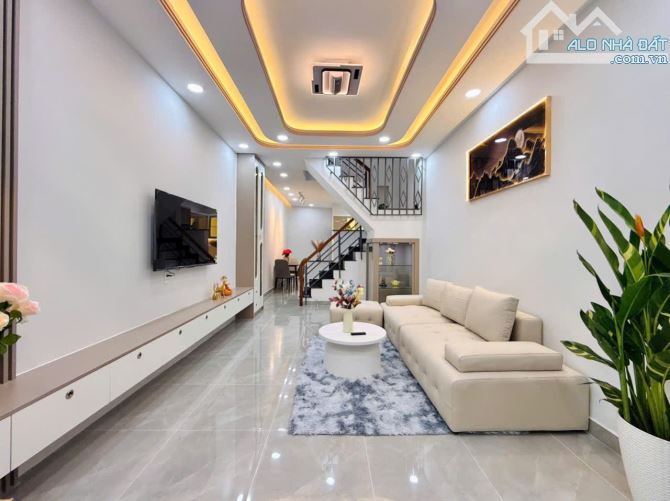 Bán nhà hẻm 3m đường Nguyễn Văn Nghi, P.7, 3,6 x 12, 2 tầng, giá 4.8 tỷ tl - 4