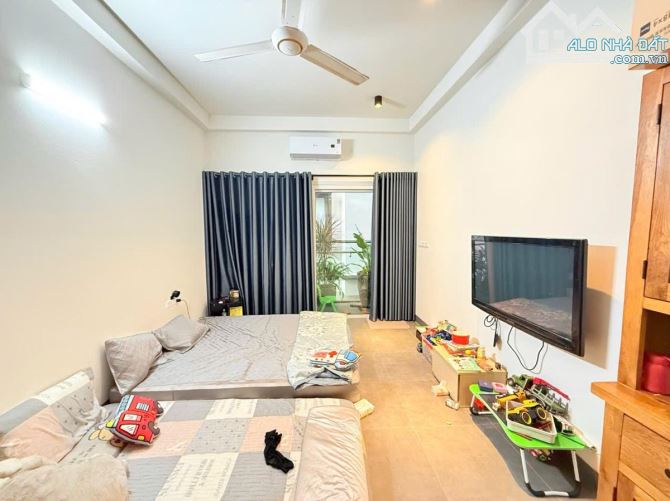 BÁN NHÀ XUÂN ĐỈNH TỪ LIÊM - NGÕ THÔNG - NỘI THẤT ĐẸP - 42M X 5 TẦNG - MT 3.6M - 4