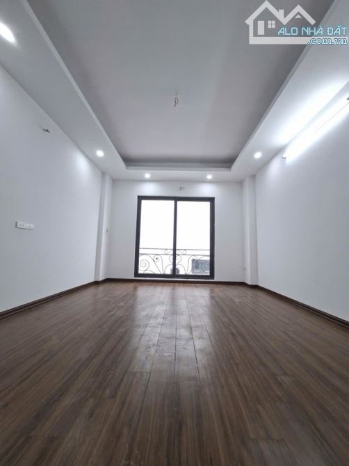 NHÀ ĐẸP VIỆT HƯNG 34M2 5 TẤNG, GẦN CHỢ, TRƯỜNG CÁC CẤP, AN SINH ĐỈNH - 4