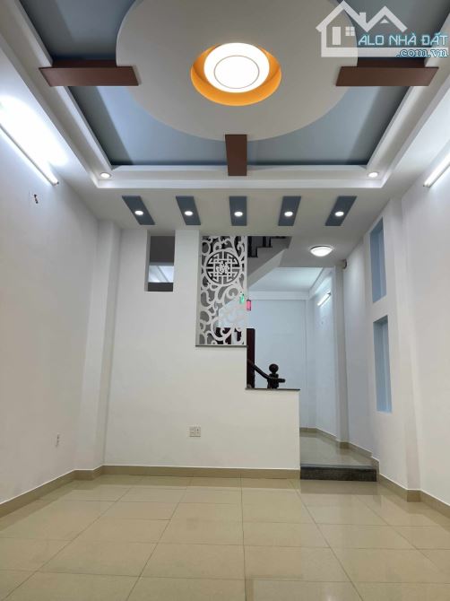 Bán Nhà Đẹp Hẻm Ô Tô Liên Khu 4-5 Bình Tân, 56m², 3 Tầng, 3PN, 4.5 Tỷ TL - 4