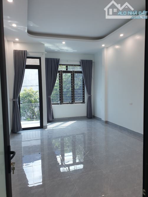 BÁN NHÀ 3.2 TỶ 3 TẦNG 68M2 NGÕ NÔNG THẲNG ĐẸP ĐƯỜNG BÁI - 4