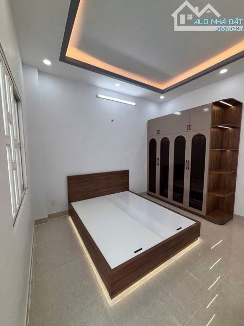 BÌNH TÂN GIÁP TÂN PHÚ - ĐẸP LUNG LINH - 60m2 - CHỈ NHỈNH 6 TỶ - 4
