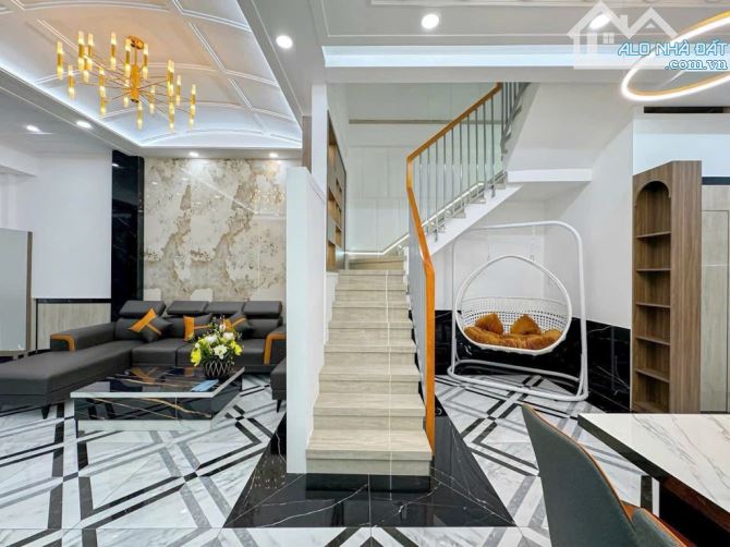 BÊN SÔNG SÀI GÒN TRẦN VĂN KHÁNH TÂN THUẬN ĐÔNG QUẬN 7- DT: 5.2*11M – 6 TỶ 8 - 4