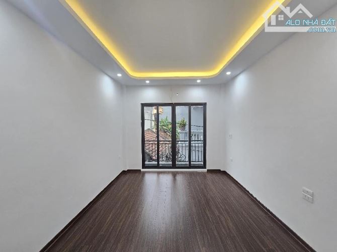 Bán nhà Di Trạch, Hoài Đức 32M 5 Tầng, 3 ngủ, chỉ 20m ô tô đỗ kinh doanh giá 4.3 tỷ - 4