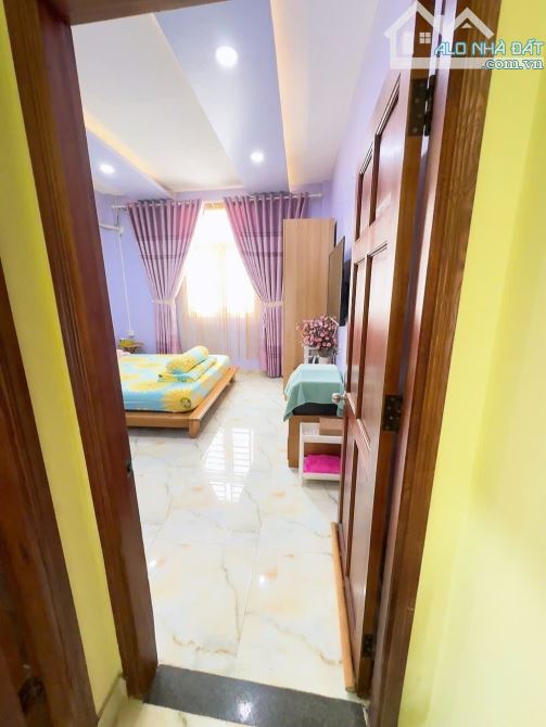BÙI MINH TRỰC Q8 - OTO ĐỖ CỬA - 3.4/3.7X18M - CHỈ 6.8 TỶ - NHÀ ĐẸP 4 TẦNG - 5