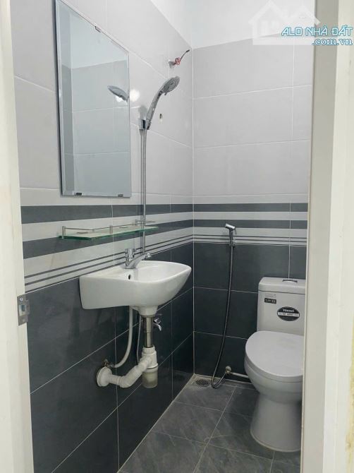 CẦN BÁN NHÀ QUÂN 5 , ĐƯỜNG TRẦN HƯNG ĐẠO GIÁ 5,99 TỶ - 5