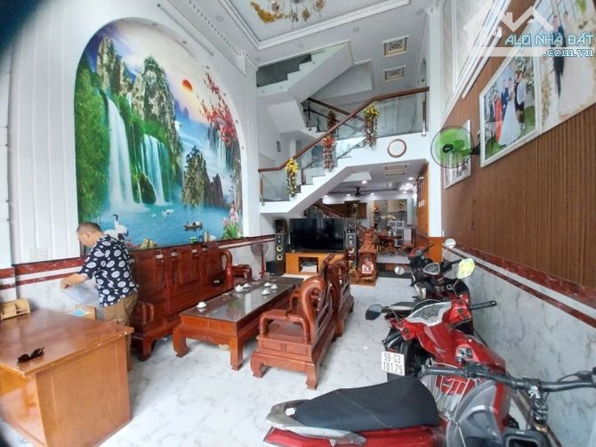 🏡 NHÀ 5 TẦNG – HẺM 7M – LÊ VĂN KHƯƠNG – HIỆP THÀNH Q12 🏠DT: 5×16 SHR - Giá chỉ 7.9 tỷ - 5