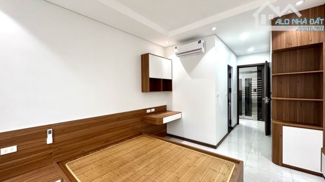 Nhà đẹp Ngọc Thụy, 32m2 X 5 tầng thang máy, ô tô tránh, kinh doanh chỉ 7.9 tỷ - 5