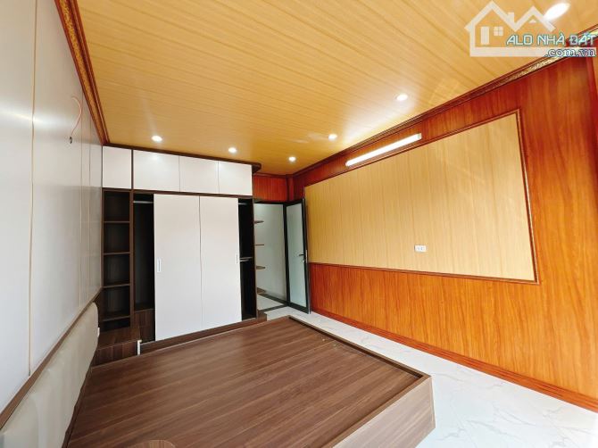Bán nhà Thạch Bàn 53m -4tầng -giá 5ỷ3 - 5