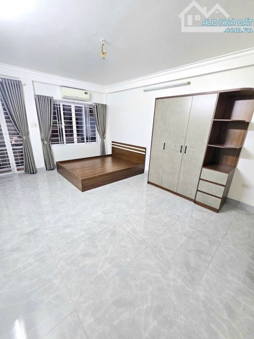 Cực rẻ!!!! Chỉ 6,7 tỷ có Nhà Mỹ Đình 30m2 5 tầng - sổ đỏ CC - 5
