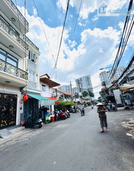 MẶT TIỀN ĐƯỜNG SỐ GIÁP BẾN VÂN ĐỒN VÀ KHÁNH HỘI - CÁCH Q1 CHỈ 1 CÂY CẦU - 4