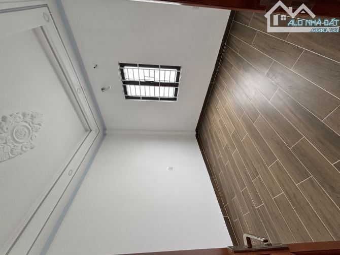 Bán Nhà Thuận An - Tỉnh Lộ 43, 63m2x2 tầng-HXH.SHR , chỉ 4 tỷ x - 5
