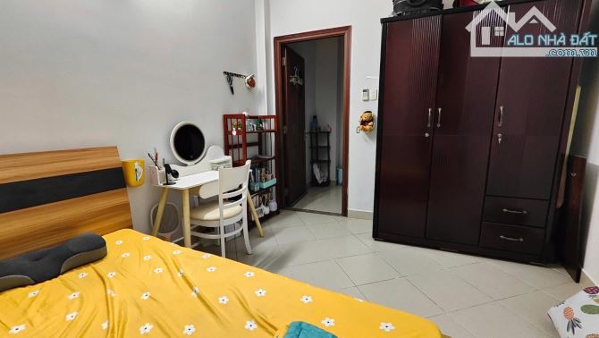 QUẬN 7 - HƠN 4TỈ - 4,7❌12M - 2 TẦNG MỚI - SÁT MẶT TIỀN - HUỲNH TẤN PHÁT - KẾ KDC NAM LONG - 5