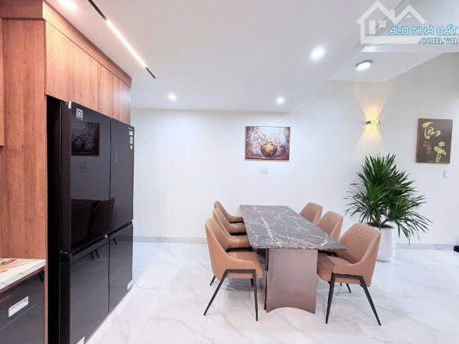 Siêu phẩm nhà 3 tầng mặt tiền đường Cần Giuộc, An Khê Thanh Khê. Giá 9,3 tỷ View Chợ Hoa - 5