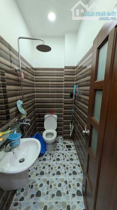 Nhỉnh 5 tỷ có nhà 2 tầng cực đẹp,2 mặt hẻm 6m sát bên Lotte Mart Nguyễn Văn Lượng,Gò Vấp - 5