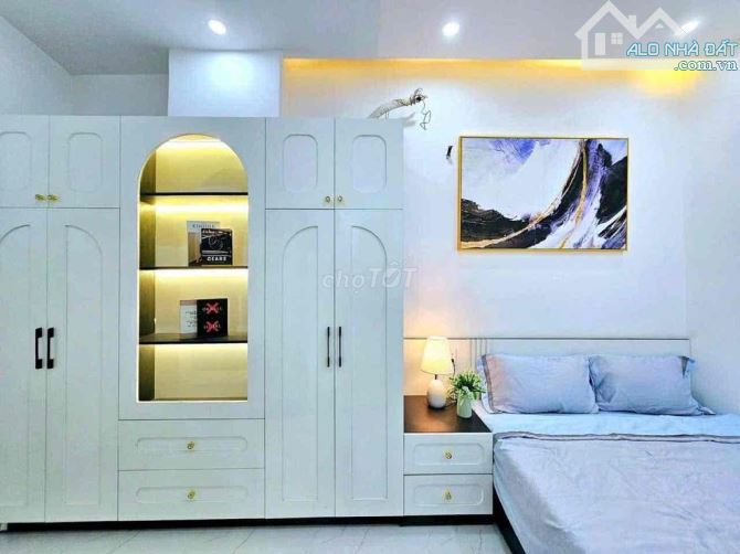 Bán gấp nhà Gò Vấp, Nguyễn Kiệm, gần hẻm xe hơi, 55m2, giá 5.5 tỷ - 5