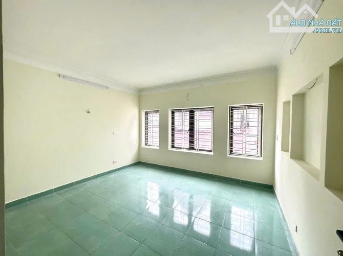Bán nhà 3 tầng Đông An, Thành Tô, Hải An 52,9m2, giá 2,99tỷ - 5