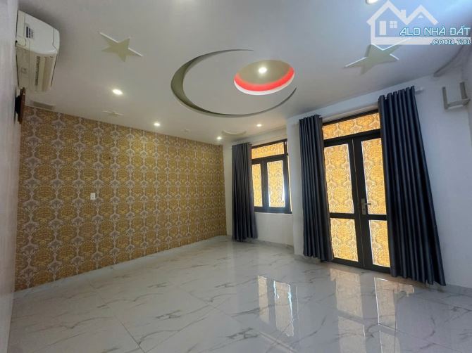 BÁN NHÀ 4 TẦNG, ĐƯỜNG SỐ 8 KĐT HÀ QUANG 2. 97,5M2, CHỈ CÒN 11,7 TỶ. CN17.9 - 5