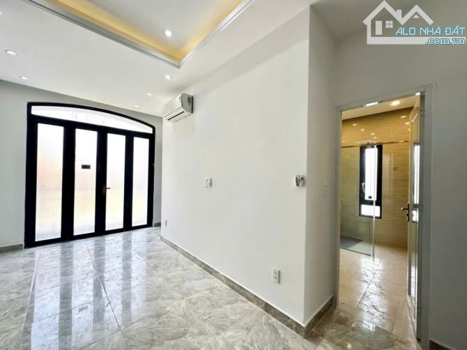 Nhà Bán Đường 12m Số 152 Thành Thái , P12. DT 4.2*16m. 5 Tầng. Giá 20 Tỷ Thương Lượng - 5