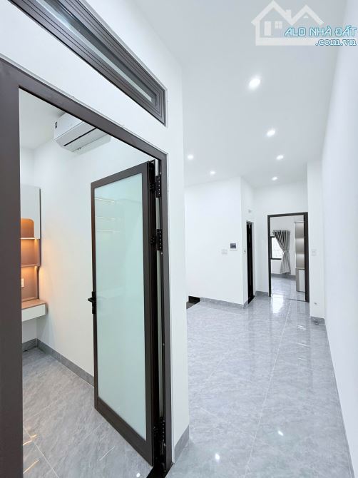 Nhà 2 tầng 2 mê 586/5 ĐIỆN BIÊN PHỦ, cách mặt tiền 4 cái nhà FULL nội thất - 5
