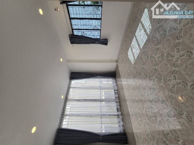 NGAY LÊ VĂN SỸ PN NHÀ MỚI 3 MẶT ĐƯỜNG RỘNG THOÁNG SẠCH 49M2 - 5