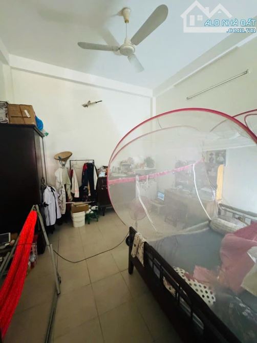 Bán Nhà Hẻm Nhựa Ô Tô 6m, Mặt Tiền Thoại NGọc Hầu, Tân Phú, 7.8Tỷ, 71m2(4,1x17), 4Tầng - 5