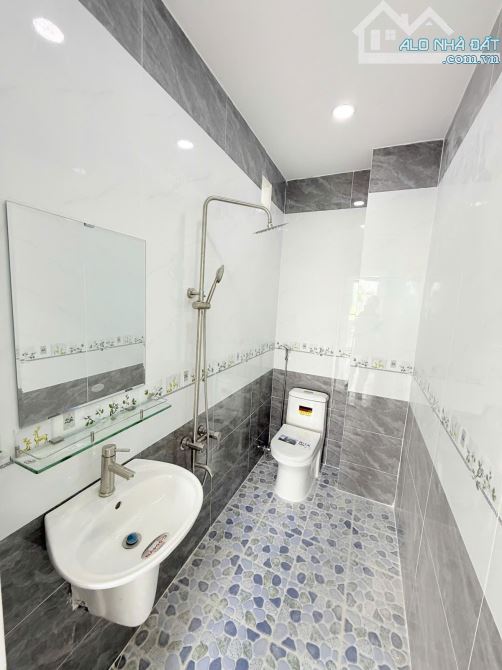 KÊNH TÂN HOÁ – 33M² – 4 TẦNG – NHÀ MỚI ĐẸP – CHỈ 4.8 TỶ - 5