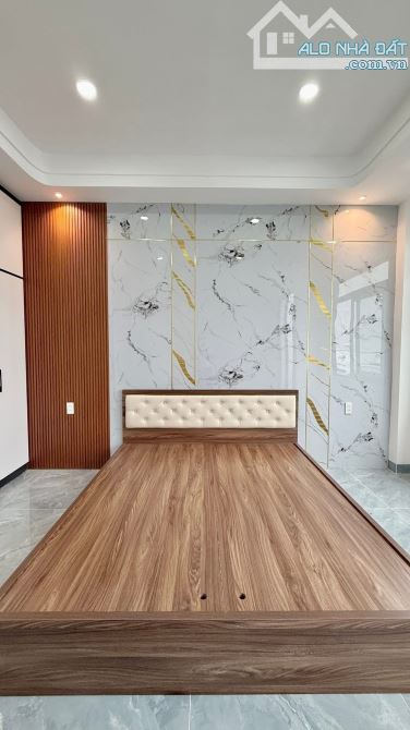 Bán Nhà Lê Văn Quới 5 Tầng Siêu Đẹp - 52m2 - Chỉ 6 Tỷ.... - 5