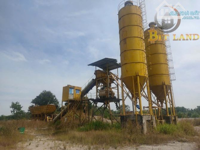 Bán Hơn 4.5ha Xưởng và Đất Full SKC PHƯỚC TÂN. Giá chỉ 3.2tr/m2 - 5