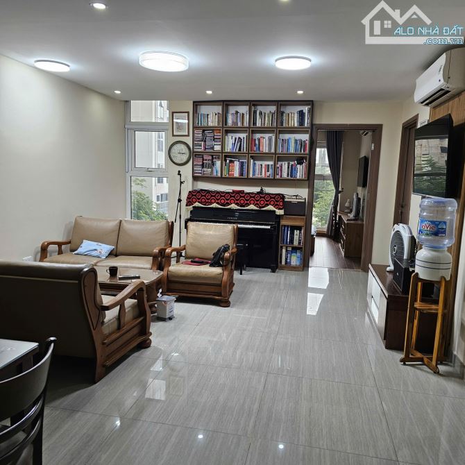 BÁN CHUNG CƯ VIP1,  L4 KĐT CIPUTRA, PHẠM VĂN ĐỒNG, BẮC TỪ LIÊM. 119M2 – 3PN. 11,3 TỶ - 5