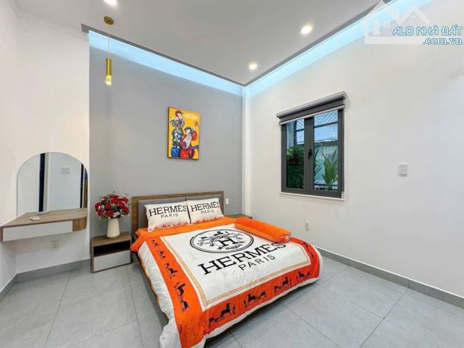 BÊN SÔNG SÀI GÒN TRẦN VĂN KHÁNH TÂN THUẬN ĐÔNG QUẬN 7- DT: 5.2*11M – 6 TỶ 8 - 5