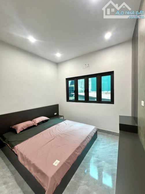 TAM TRINH , 35M2 , NHÀ SÁT PHỐ , 3 GÁC ĐỖ CỬA , LÔ GÓC 2 THOÁNG , FULL NỘI THẤT , 7,6 TỶ - 5